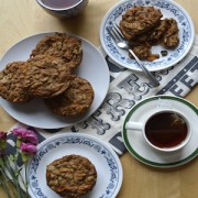 Low-Fat-Carrot-Apple-Muffins