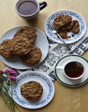 Low-Fat-Carrot-Apple-Muffins