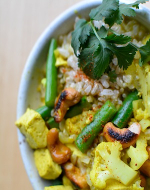 Coconut curry with cashews