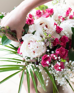 how to create a beautiful floral arrangement_everygoodthingblog